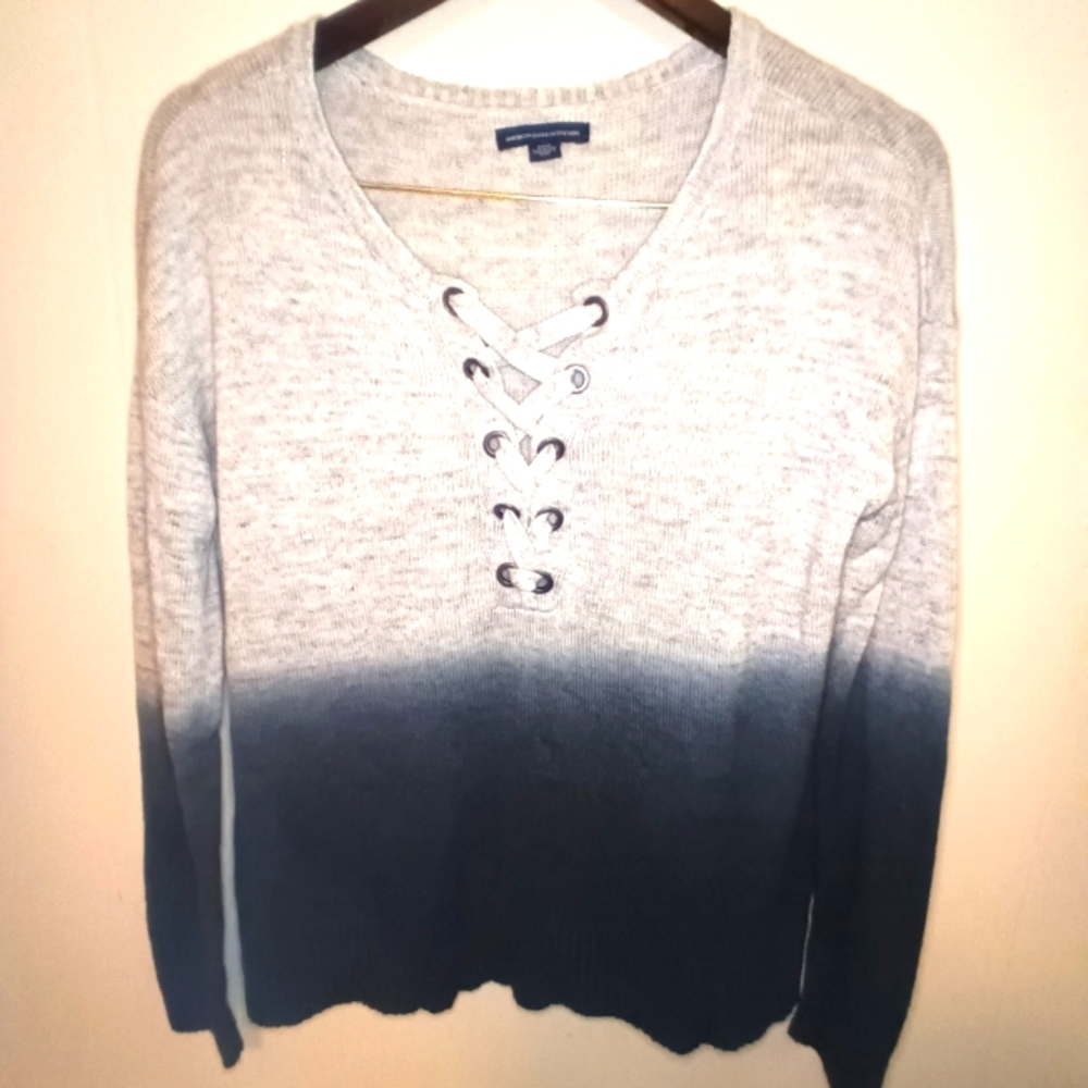 WOMEN'S SEMI OVERSIZED SWEATER SIZE medium AMERICAN EAGLE
